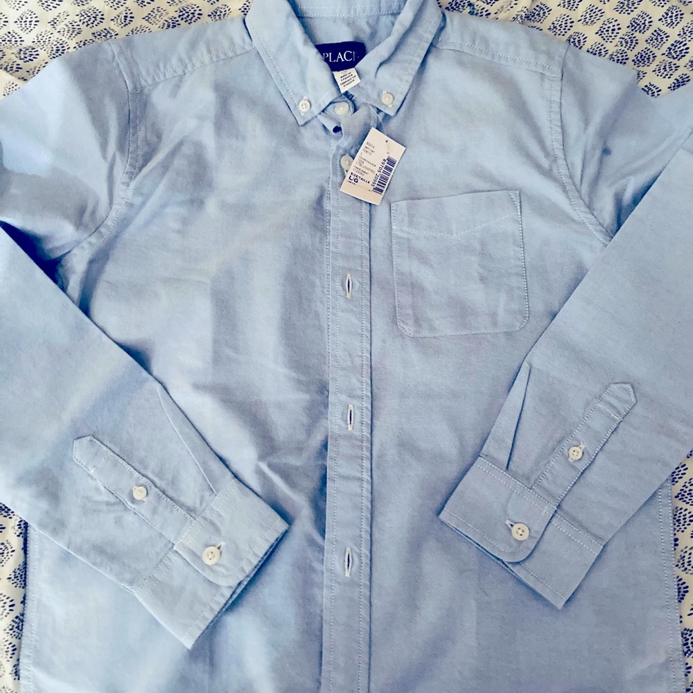 Children’s Place Boys size 10/12 Pale blue button down